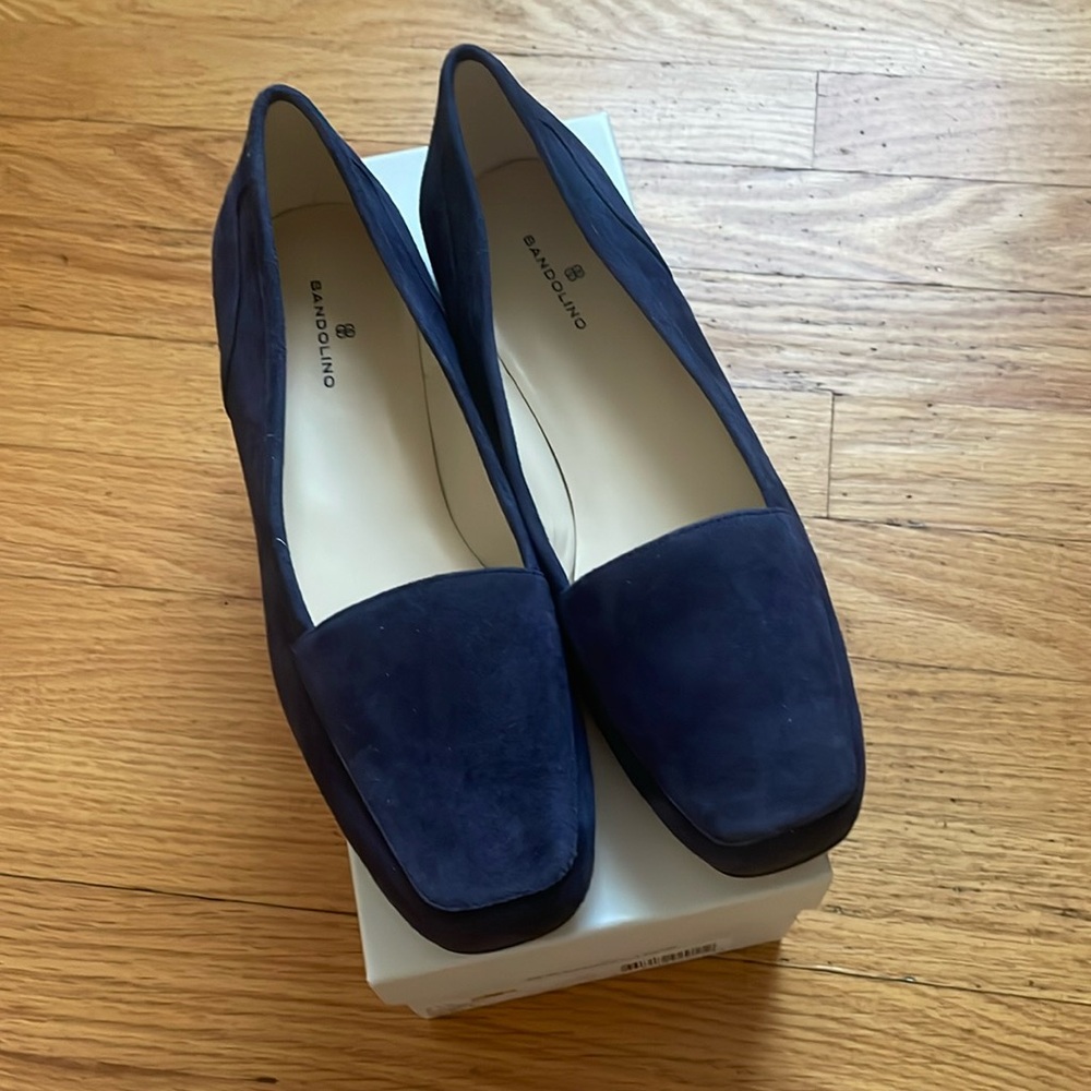 Navy blue flats